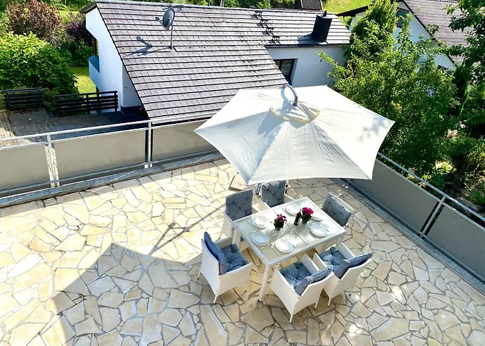 *schwarzwald-apartment 2° * エルツァッハ